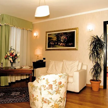 Balletti Palace Otel 4*